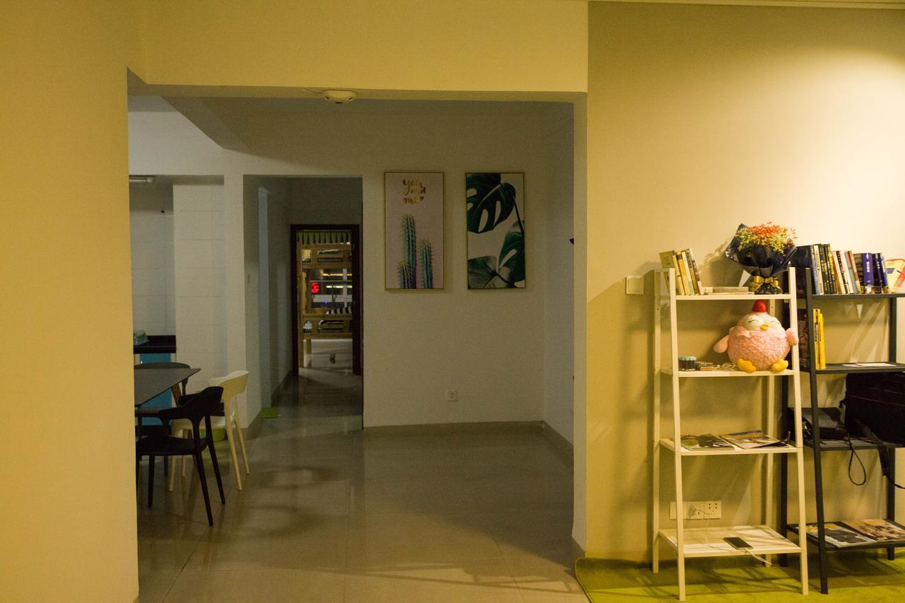 South Face Hostel Jinhu Branch Nanning Exteriör bild